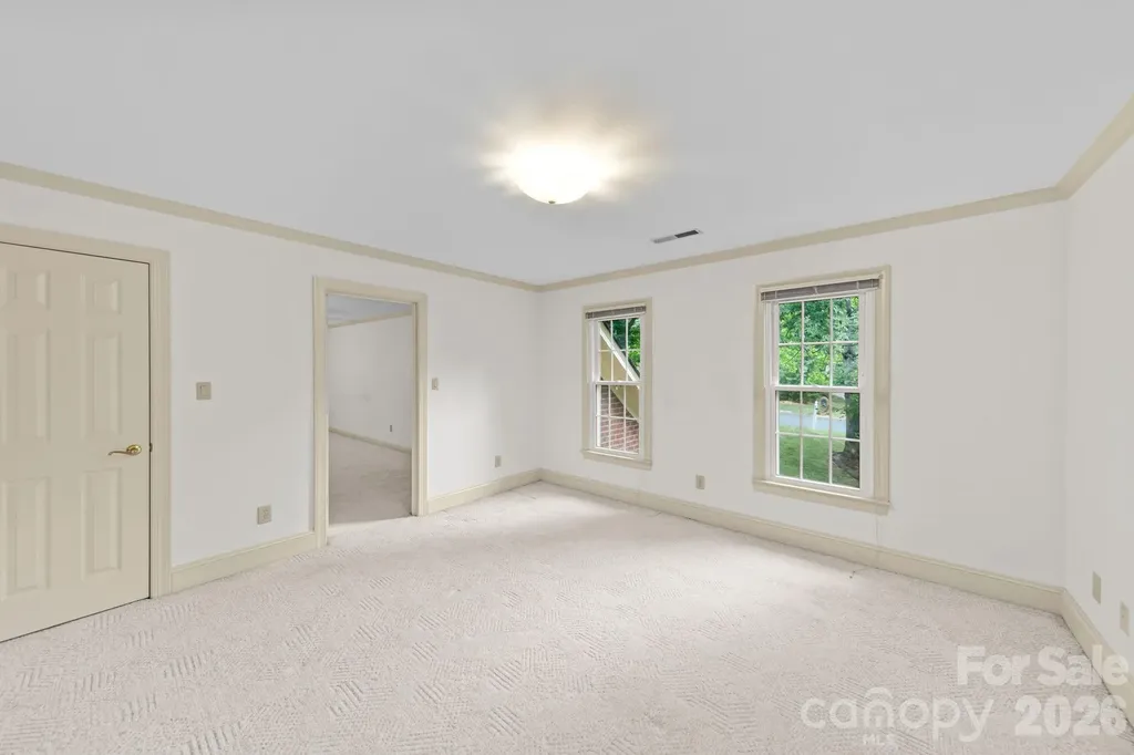 5215 Silchester Lane Charlotte NC 28215