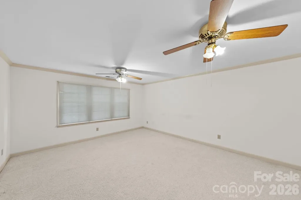5215 Silchester Lane Charlotte NC 28215