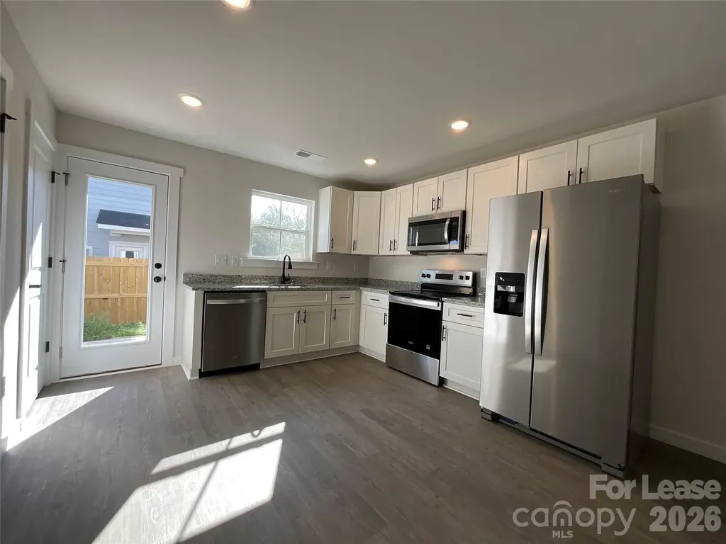 128 18th Street Place NW Hickory NC 28601