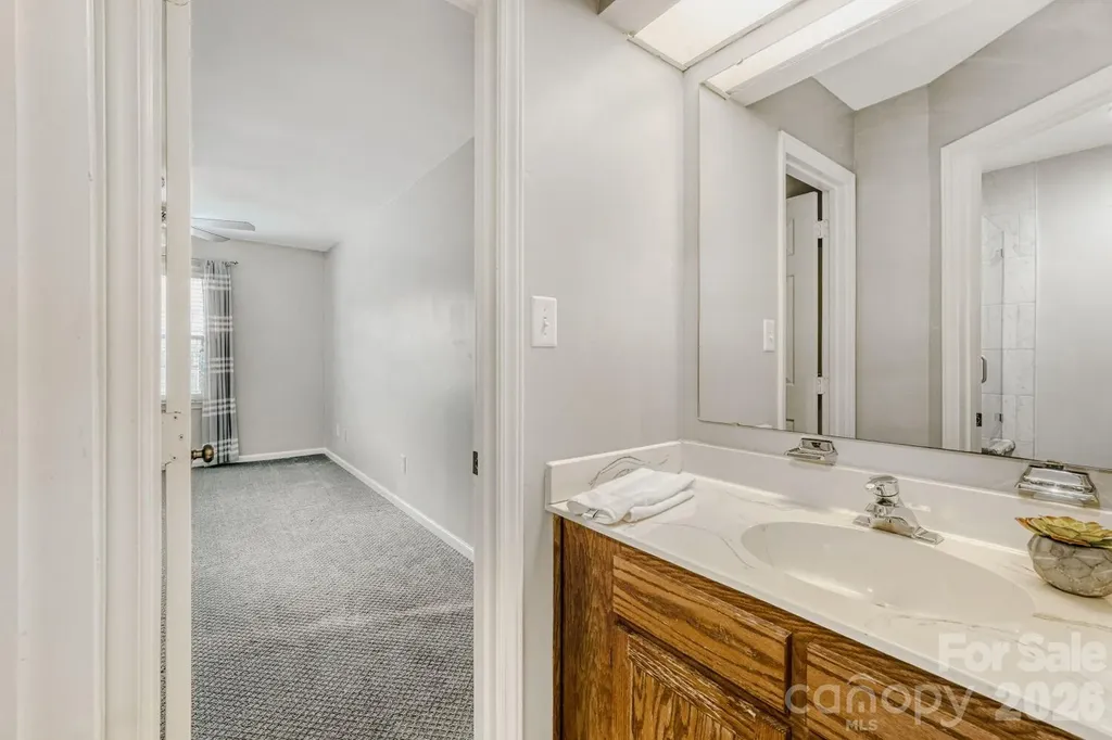 9411 Kings Falls Drive Charlotte NC 28210