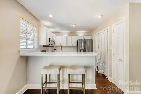 9411 Kings Falls Drive Charlotte NC 28210