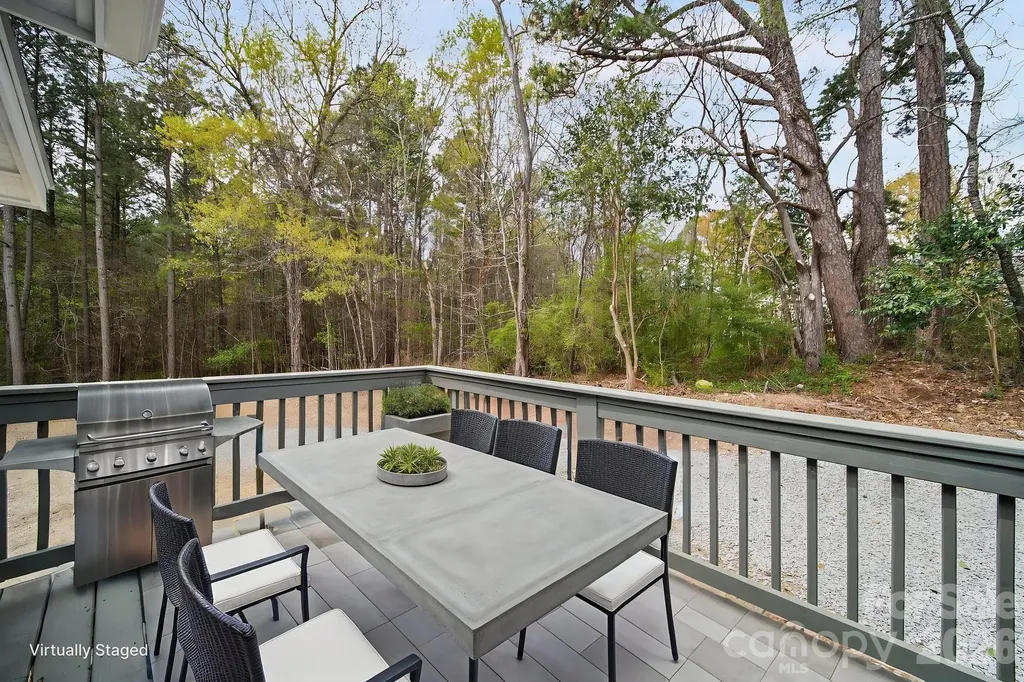 709 Sherman Street Badin NC 28009