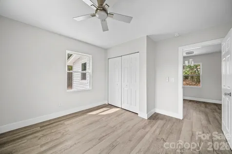 709 Sherman Street Badin NC 28009