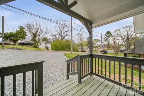 709 Sherman Street Badin NC 28009