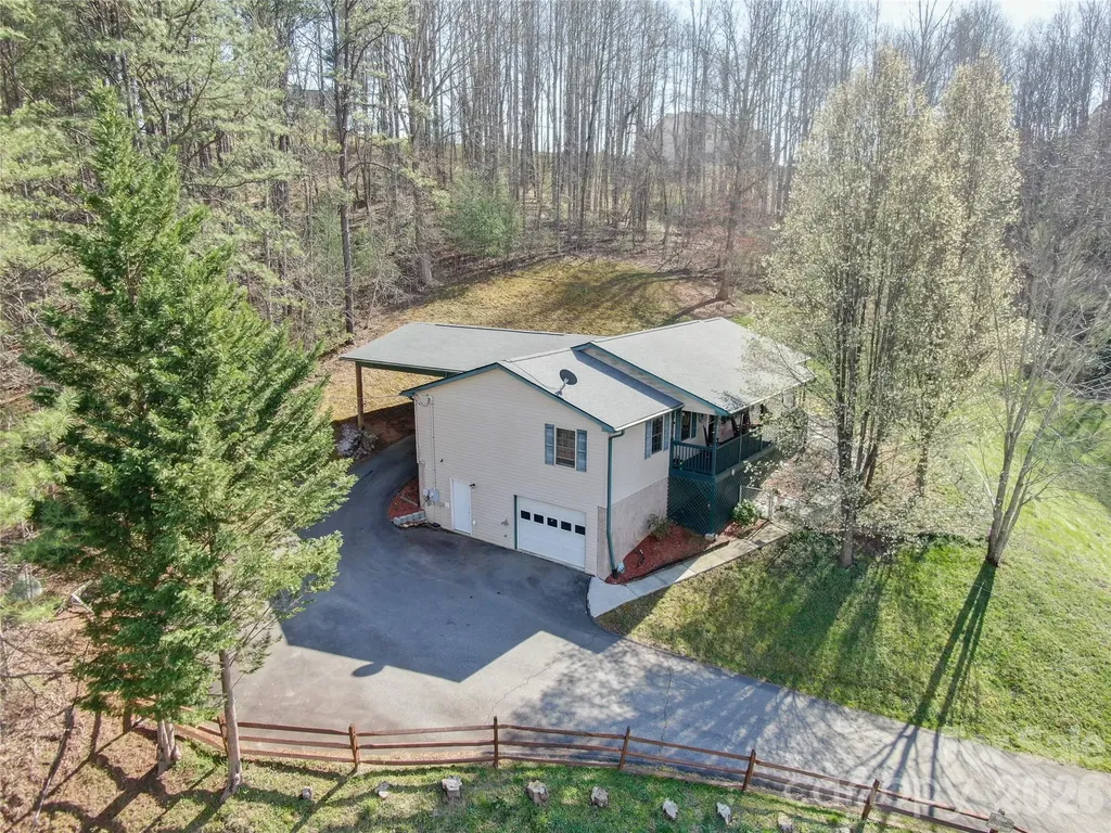 335 Icenhower Road Leicester NC 28748