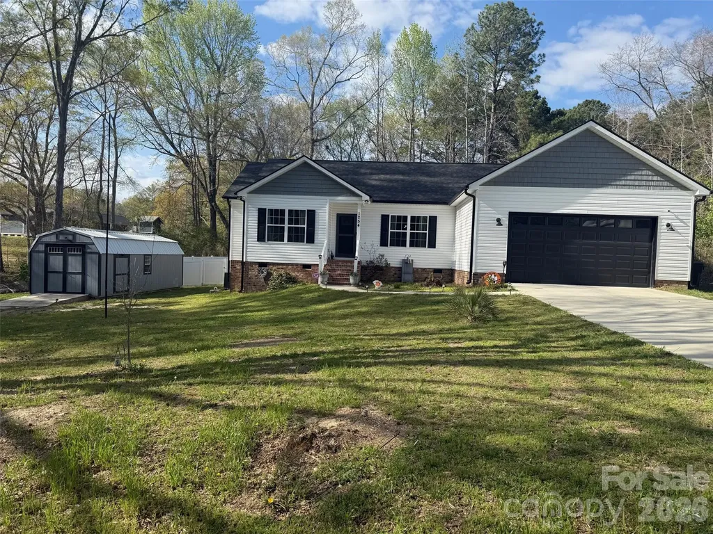 1254 Blairwood Court Lancaster SC 29720