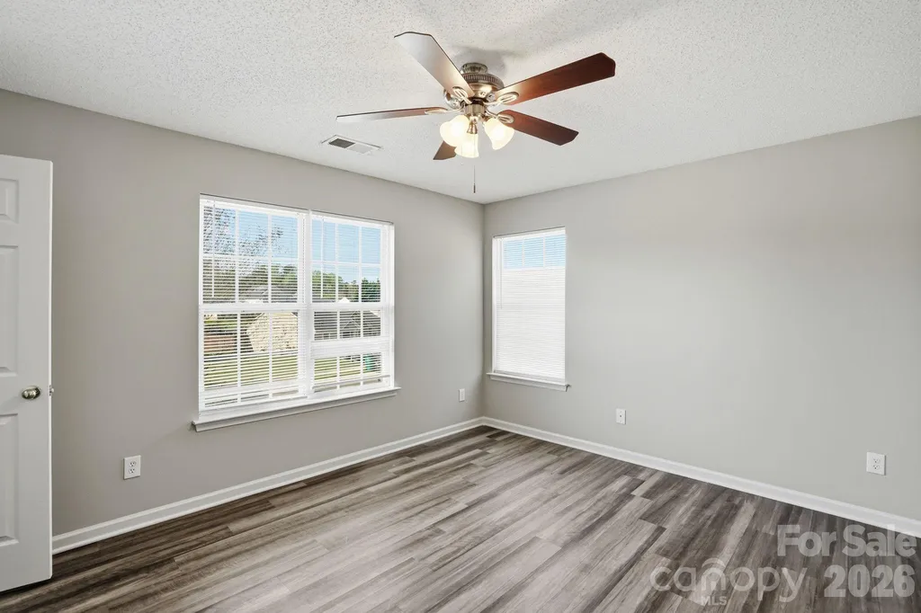 836 Almora Drive Charlotte NC 28216