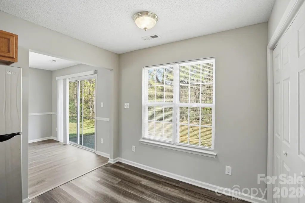 836 Almora Drive Charlotte NC 28216
