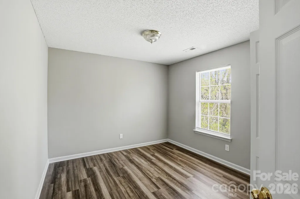836 Almora Drive Charlotte NC 28216