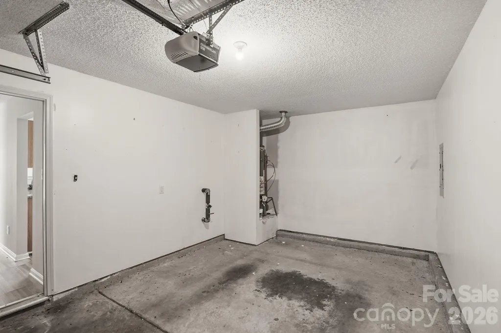 836 Almora Drive Charlotte NC 28216