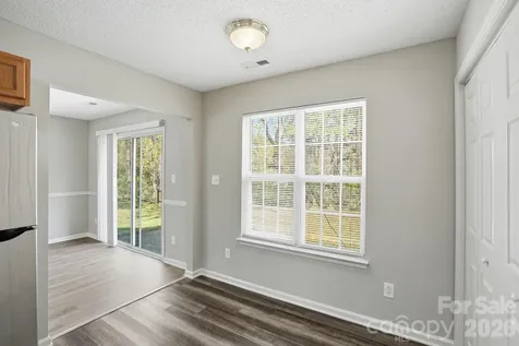 836 Almora Drive Charlotte NC 28216