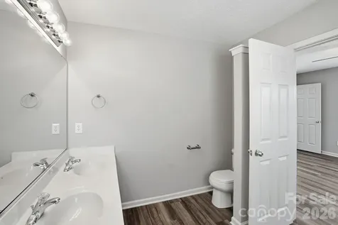 836 Almora Drive Charlotte NC 28216