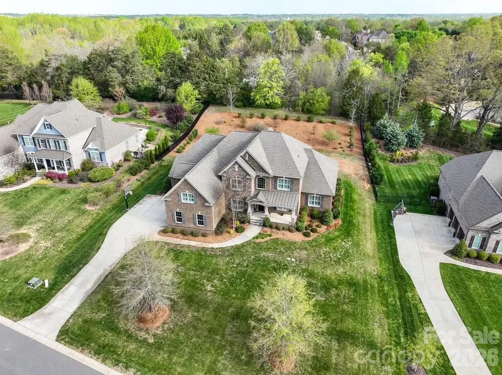 1015 Golden Bell Drive Waxhaw NC 28173