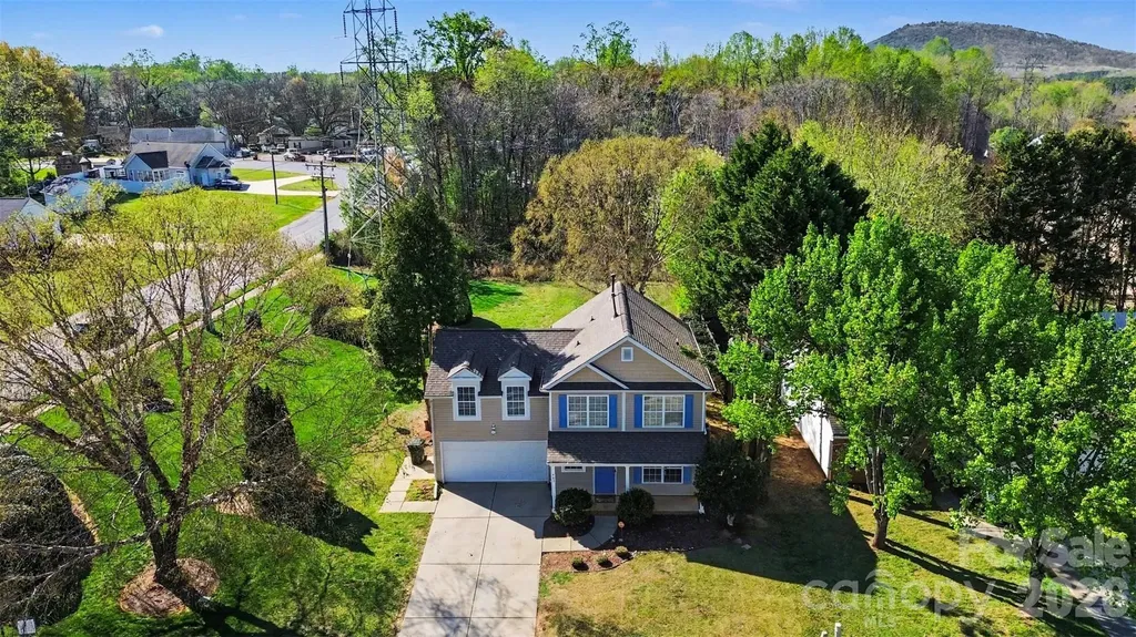 503 River View Drive Lowell NC 28098