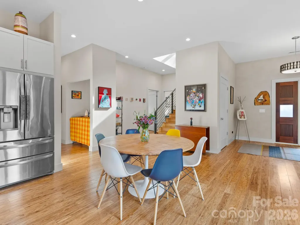 46 Pinecroft Road Asheville NC 28804