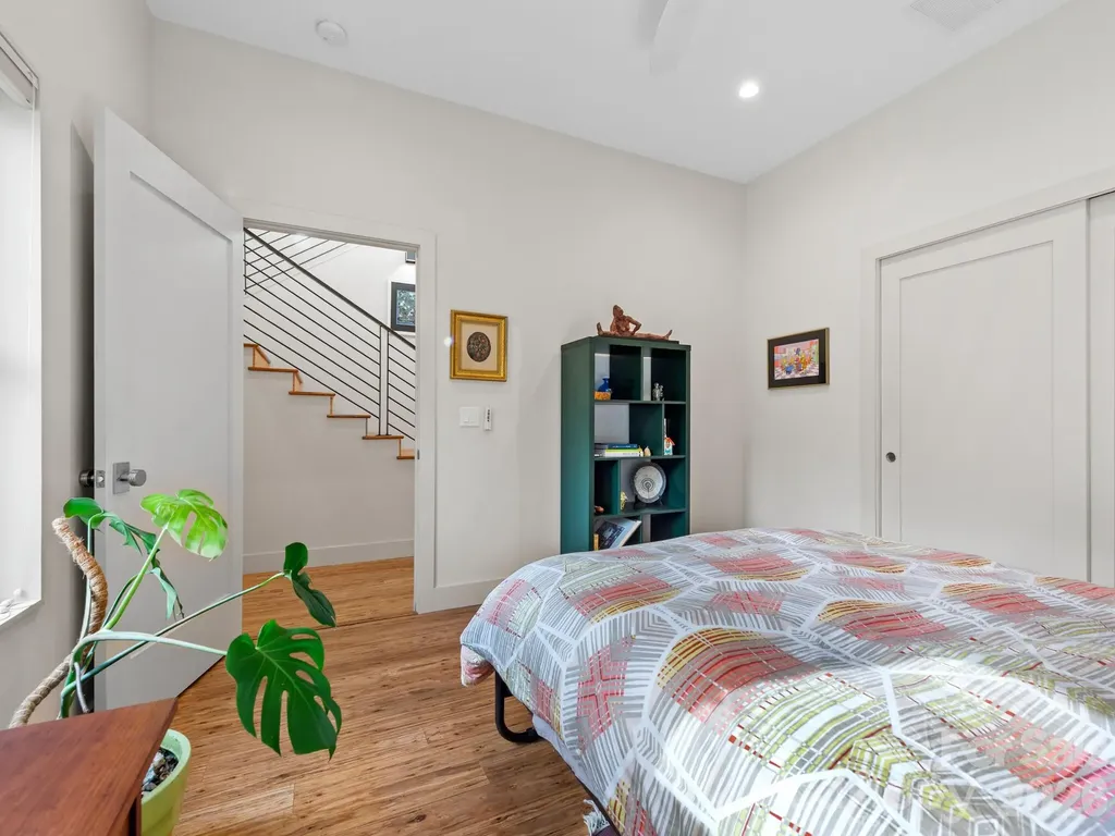 46 Pinecroft Road Asheville NC 28804