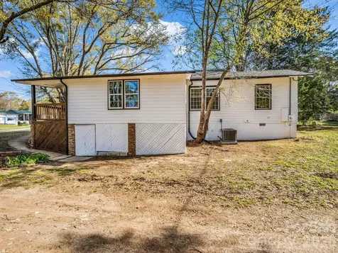 109 Nc 120 Highway Mooresboro NC 28114