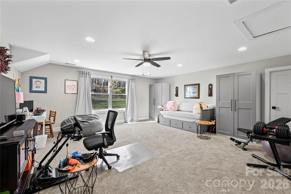 122 Wintercress Drive Mills River NC 28759