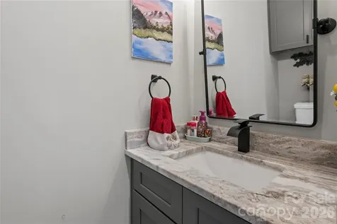 122 Wintercress Drive Mills River NC 28759