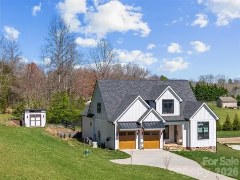122 Wintercress Drive Mills River NC 28759