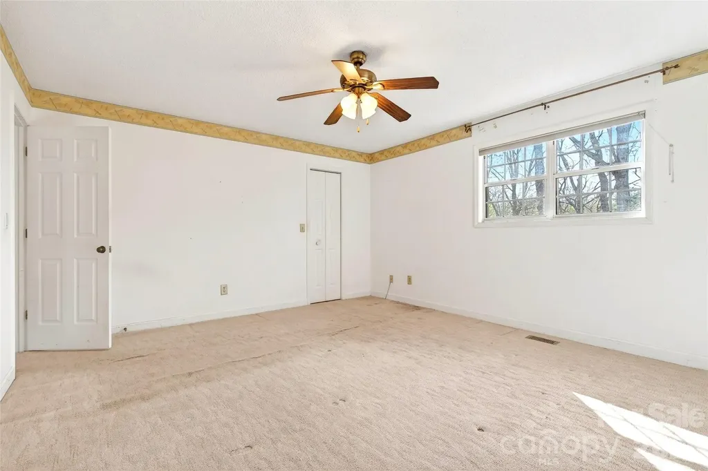 75 Laurelwood Drive Marion NC 28752