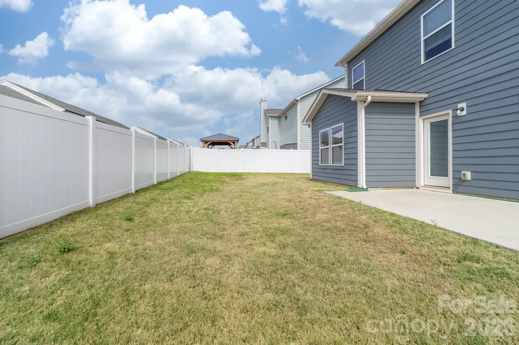 5145 Thomasville Drive Belmont NC 28012