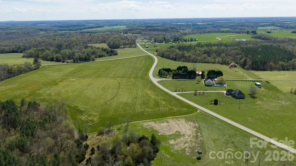 889 Tabor Road Olin NC 28660