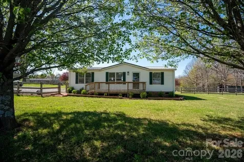 889 Tabor Road Olin NC 28660
