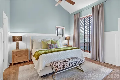 18009 Kings Point Drive Cornelius NC 28031