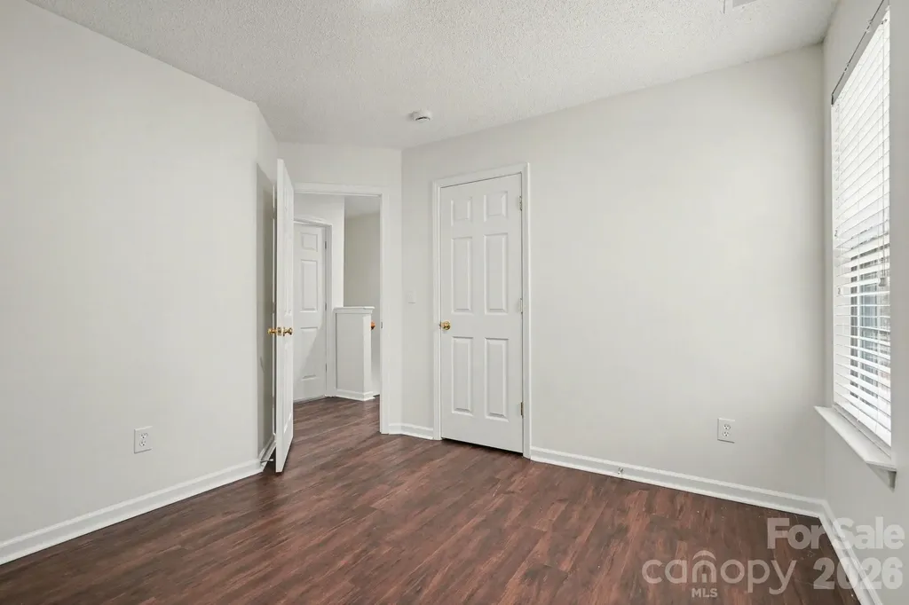 6308 Dumont Lane Charlotte NC 28269