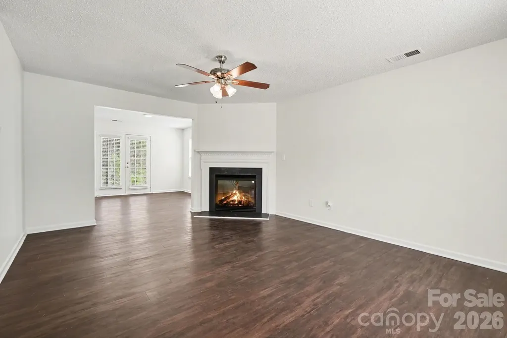 6308 Dumont Lane Charlotte NC 28269