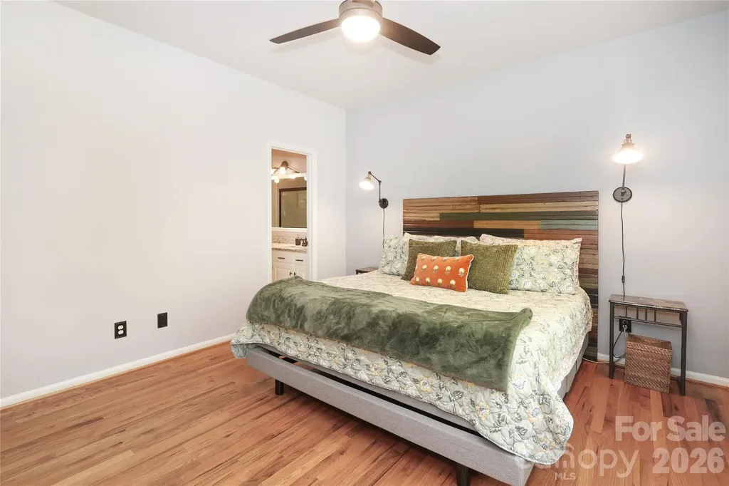 7982 King Arthurs Court Denver NC 28037