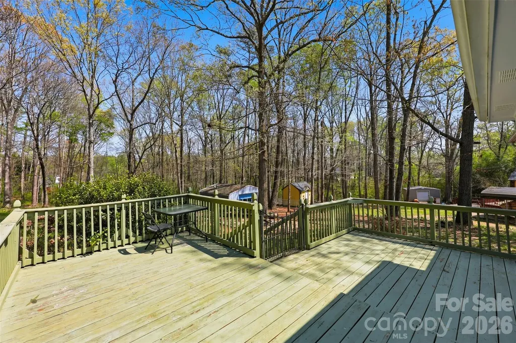 106 Chinaberry Court Gastonia NC 28052
