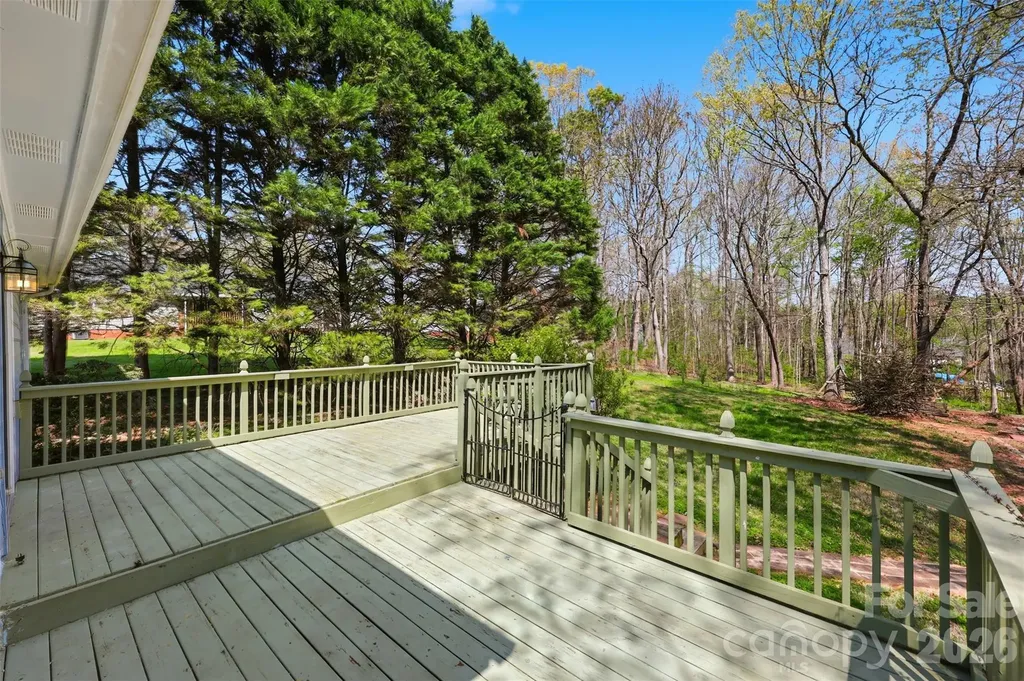 106 Chinaberry Court Gastonia NC 28052