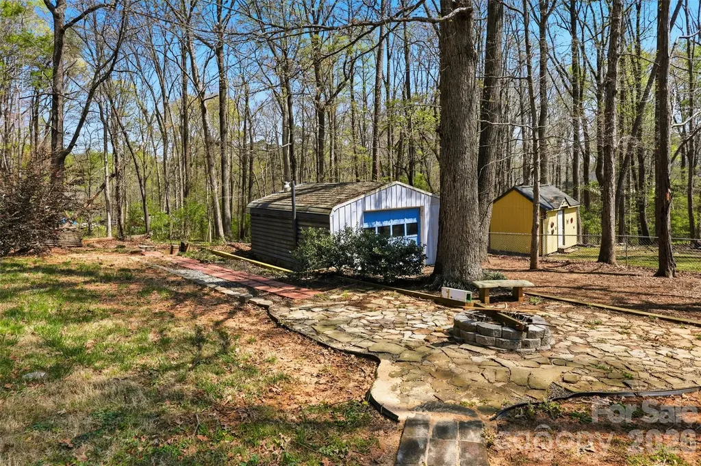 106 Chinaberry Court Gastonia NC 28052
