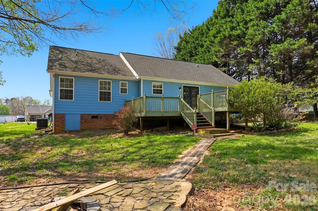 106 Chinaberry Court Gastonia NC 28052