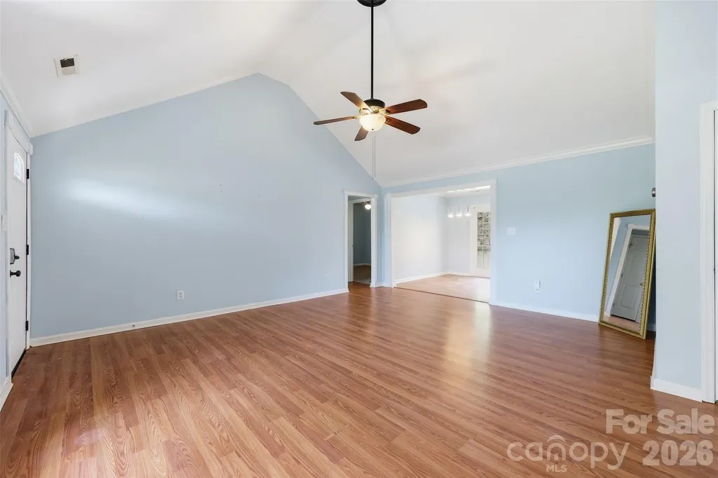 106 Chinaberry Court Gastonia NC 28052