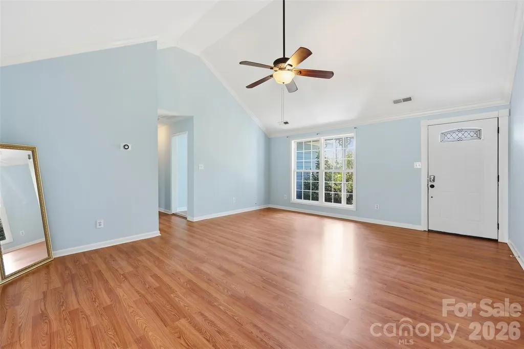 106 Chinaberry Court Gastonia NC 28052