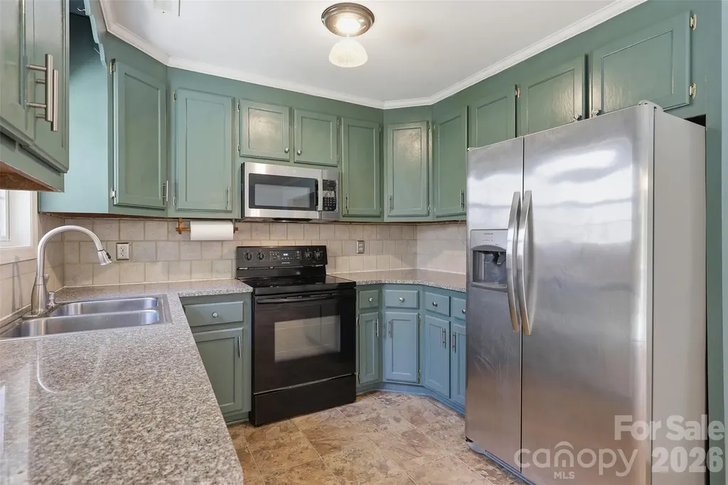 106 Chinaberry Court Gastonia NC 28052