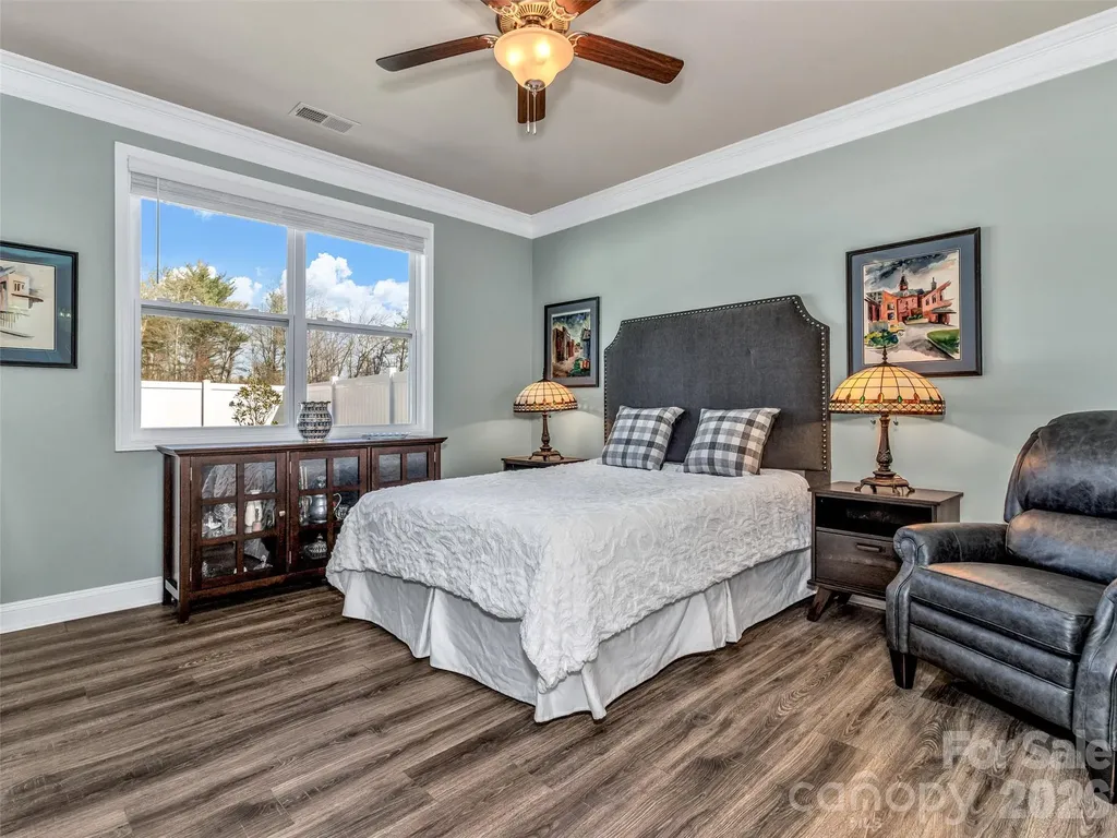 515 Fox Cove Road Hendersonville NC 28792