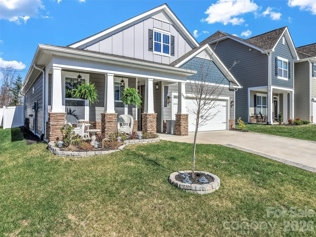 515 Fox Cove Road Hendersonville NC 28792