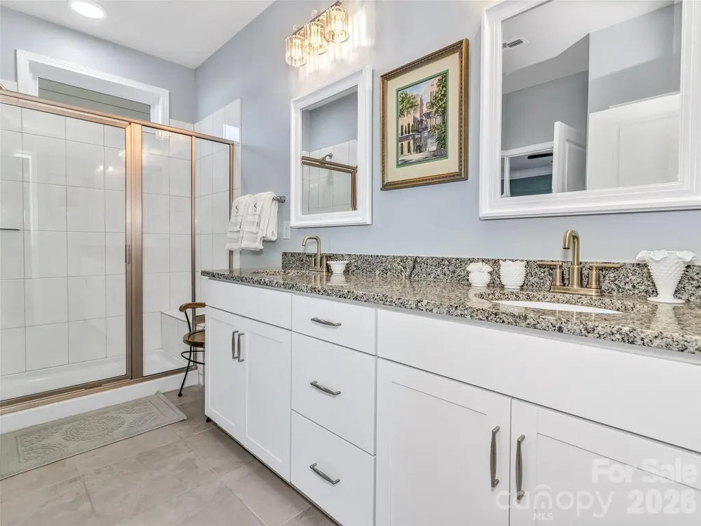 515 Fox Cove Road Hendersonville NC 28792