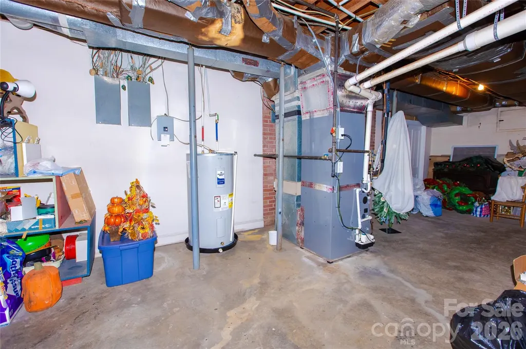 3486 E Main Street Claremont NC 28610