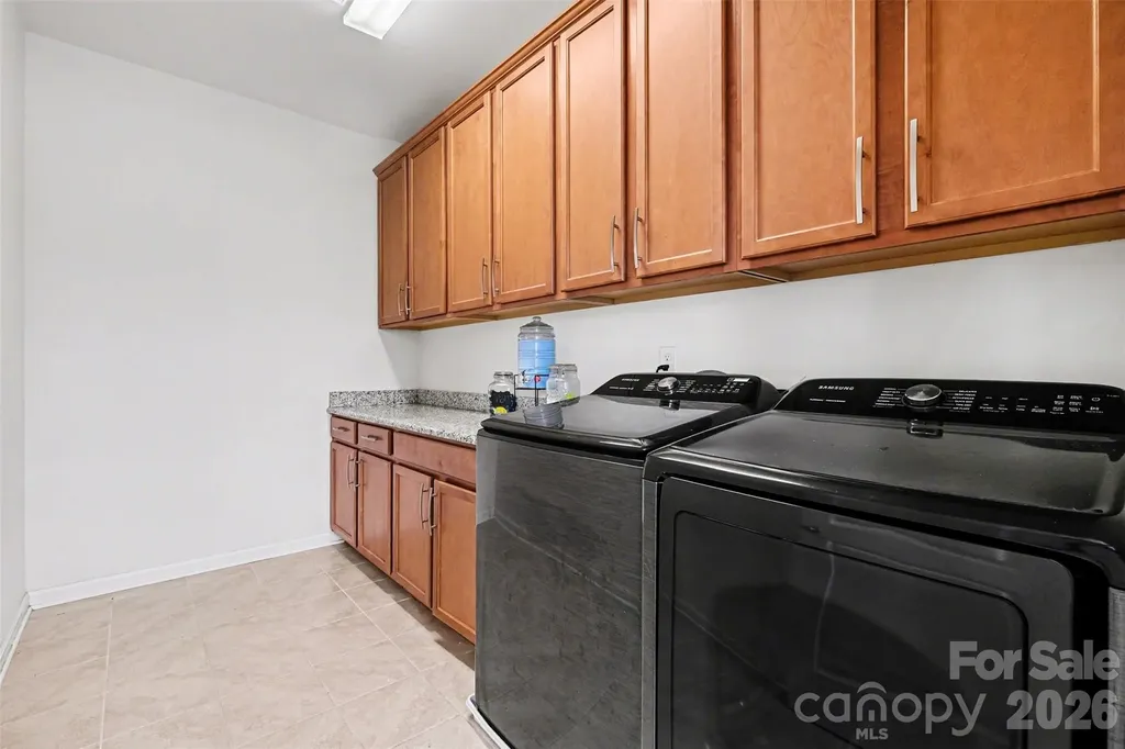 8651 Shadetree Street Huntersville NC 28078