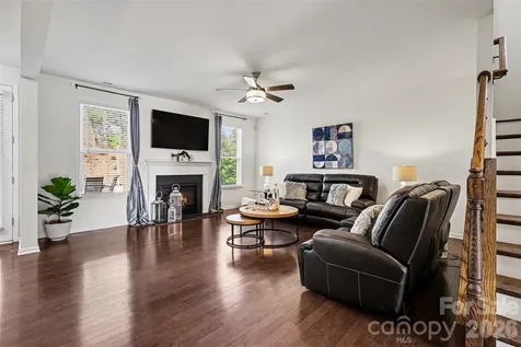 8651 Shadetree Street Huntersville NC 28078
