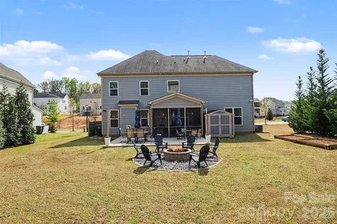 8651 Shadetree Street Huntersville NC 28078