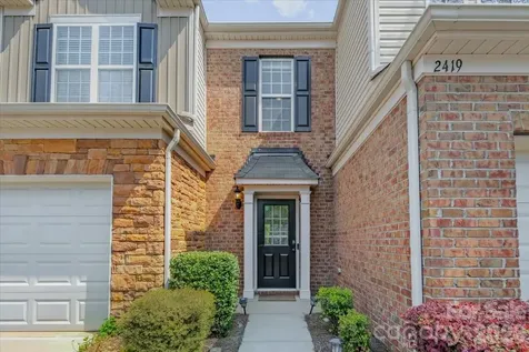 2419 Diplomat Lane Charlotte NC 28210