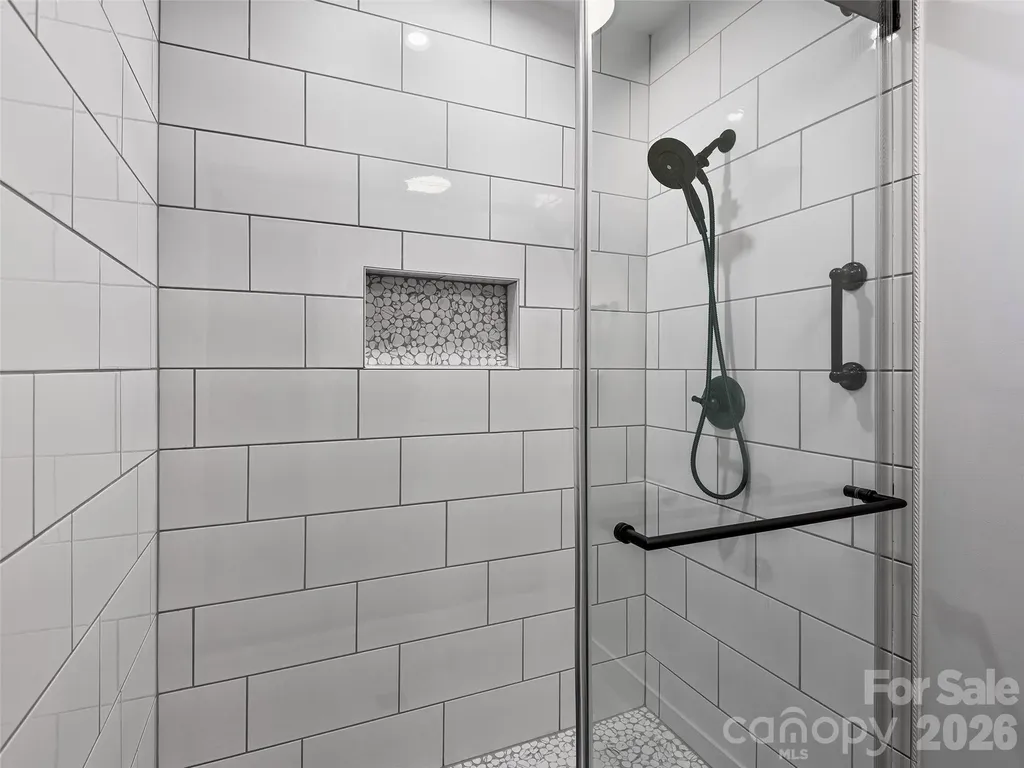 521 Crowfields Lane Asheville NC 28803
