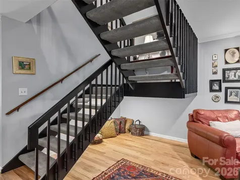 521 Crowfields Lane Asheville NC 28803