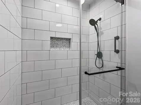521 Crowfields Lane Asheville NC 28803
